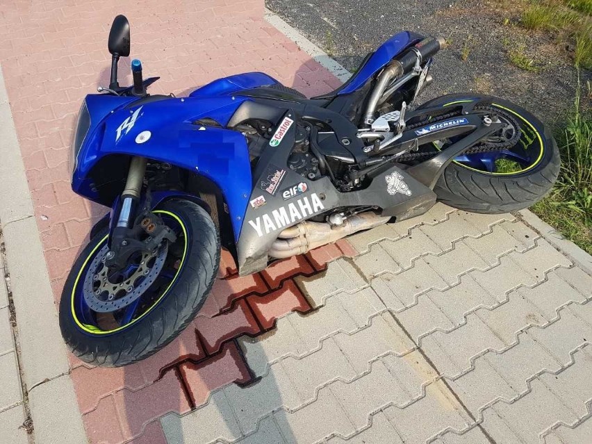 Tragiczny wypadek w miejscowości Osiek (pow. oświęcimski). Motocyklista mimo reanimacji zmarł