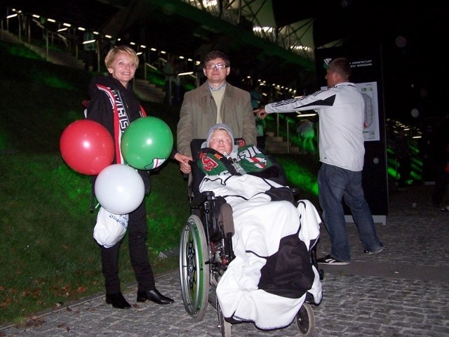Michał wraz z rodzicami na stadionie Legii.