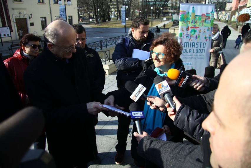 Prezydent Żuk podpisał deklarację lubelskich standardów pieszych  