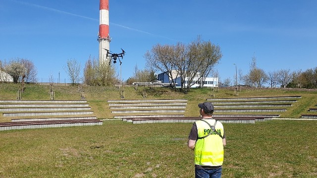 W działaniach oprócz patroli funkcjonariusze z Kujaw i Pomorza wykorzystują także drona z KWP w Bydgoszczy.