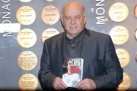 Grzegorz Lato został patronem stadionu w Mielcu