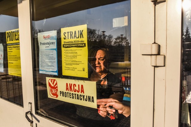 Strajk nauczycieli 2019. Co z egzaminem gimnazjalnym? ZNP chce mediatora.