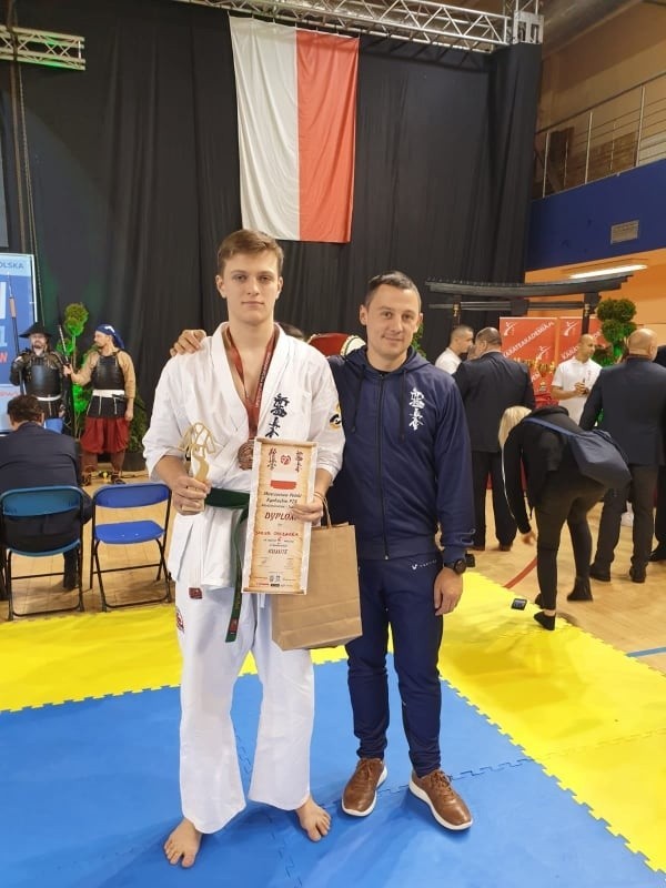 Jakub Owczarek, młody karateka z Końskich,  brązowym medalistą Mistrzostw Polski Juniorów w Radzyminie 