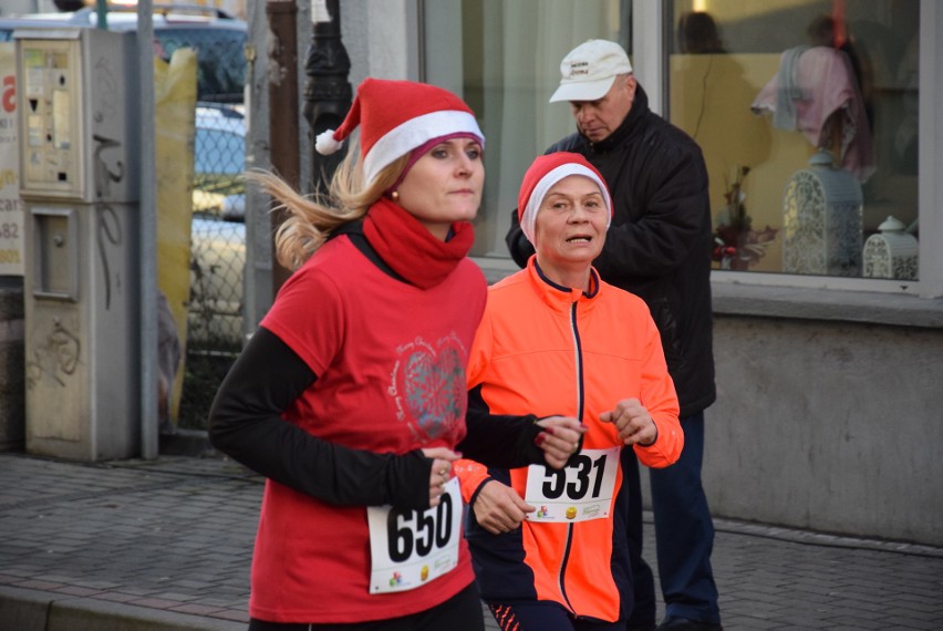 Bieg Mikołajkowy w Kędzierzynie-Koźlu.