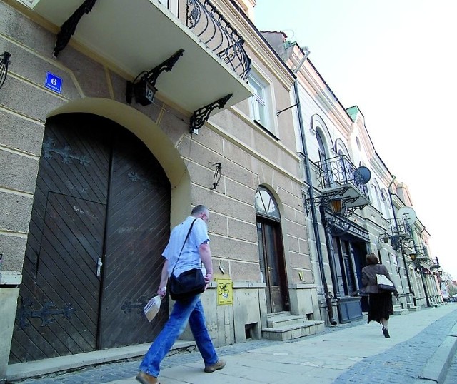 Jak mówią nam niektórzy mieszkańcy Starego Miasta w Sandomierzu, około 60 procent tutejszych mieszkańców udźwignęłoby ciężar wykupu mieszkań komunalnych na własność.