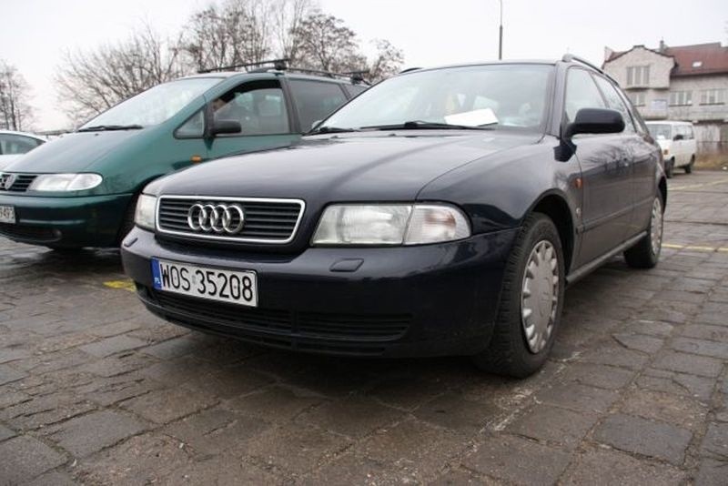 Audi A4, 1996 r., 1,8, 6 tys. zł
