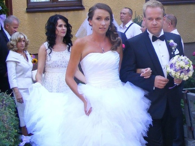 Trener Naprzodu Jędrzejów Karol Smorąg, w sobotę 3 sierpnia poślubił wybrankę swojego serca Justynę Krawczyk.
