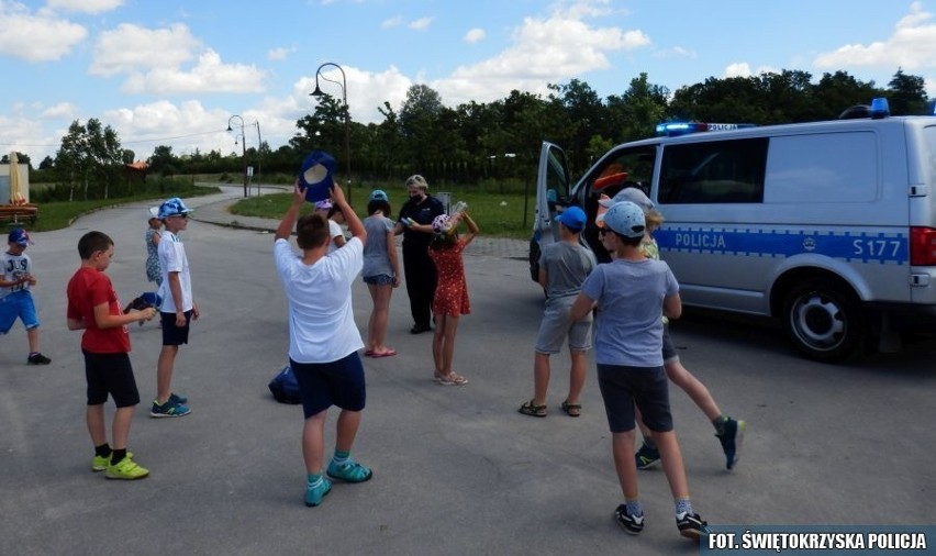 Dzieci wypoczywające w Solcu-Zdroju poznawały pracę policjantów [ZDJĘCIA]