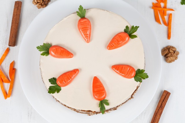 Przepis na proste ciasto marchewkowe