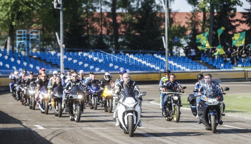 Stal Rzeszów górą w żużlowym meczu na szczycie 2 ligi z...