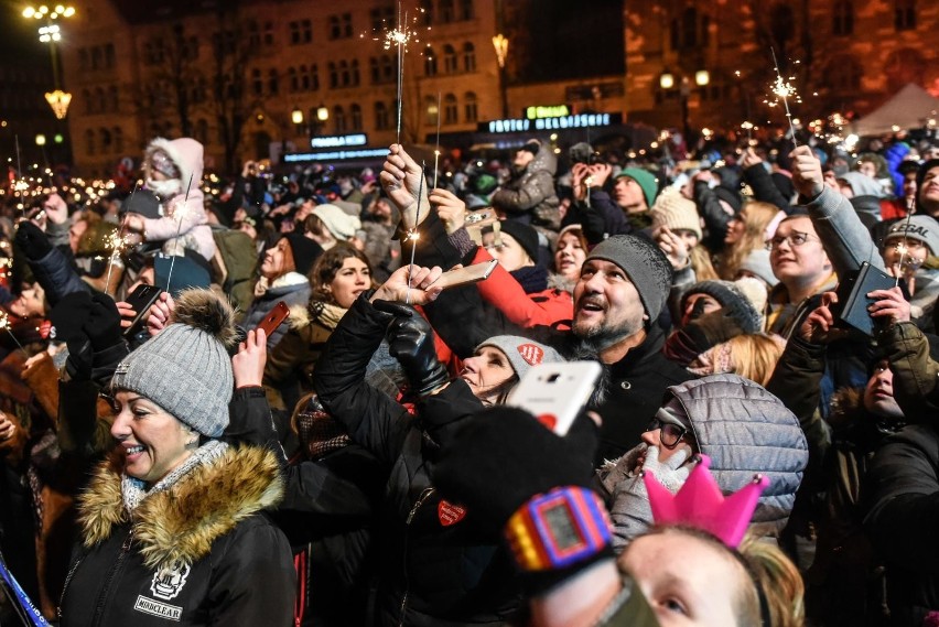 Finały WOŚP w Poznaniu przez lata odbywały się na scenie...