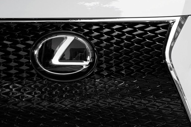 Lexus LS piątej generacji ma zostać zaprezentowany w Japonii jesienią przyszłego roku jako model 2018.Fot. Lexus