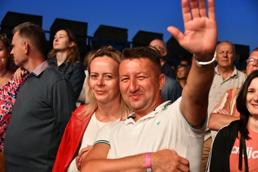 Publiczność na koncercie zespołu Piersi bawiła się świetnie.