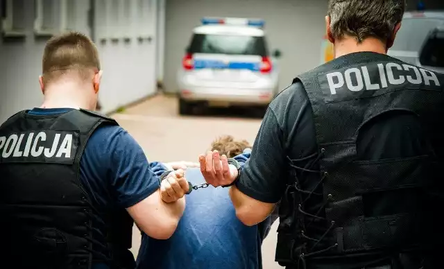 Funkcjonariusze z Komendy Wojewódzkiej Policji w Szczecinie prowadzili poszukiwania za 38-latkiem.