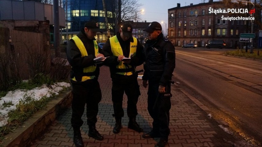 Wspólne patrole policji i słuchaczy Szkoły Policji w Katowicach ZDJĘCIA