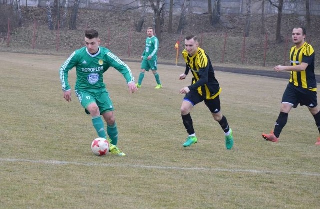 Radosław Miukulski zdobył dwa gole, a do tego miał spory udział przy trafieniu w ostatniej minucie gry.