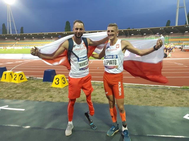 Łukasz Mamczarz (od lewej) i Maciej Lepiato.