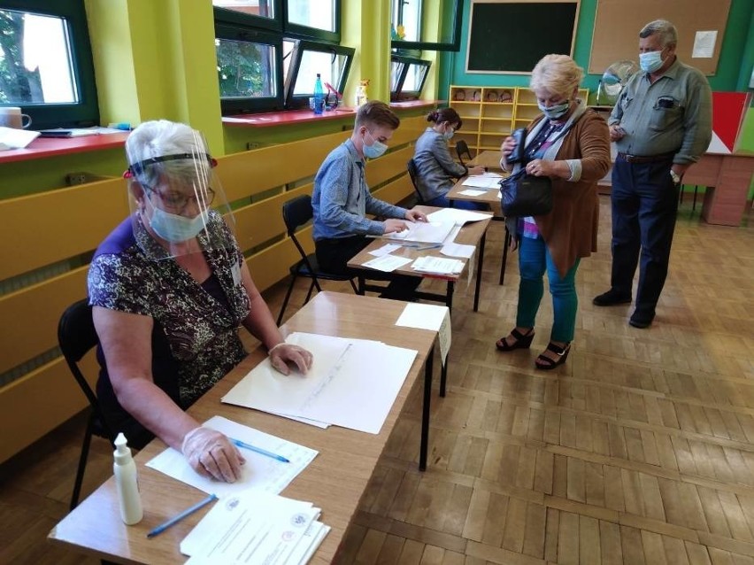Wybory prezydenckie 2020. Zobacz jak głosują mieszkańcy Puław
