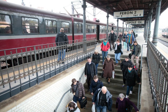 Szacuje się, że z usługi skorzysta około 2 tysięcy podróżnych miesięcznie.