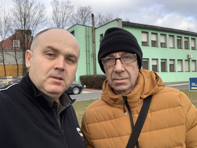 Siergiej (w okularach) z Sewerynem Borkowskim, przed wyjazdem na Ukrainę.