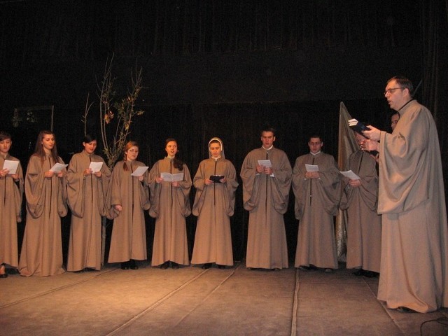 Schola Gregoriana śpiewala pięknie