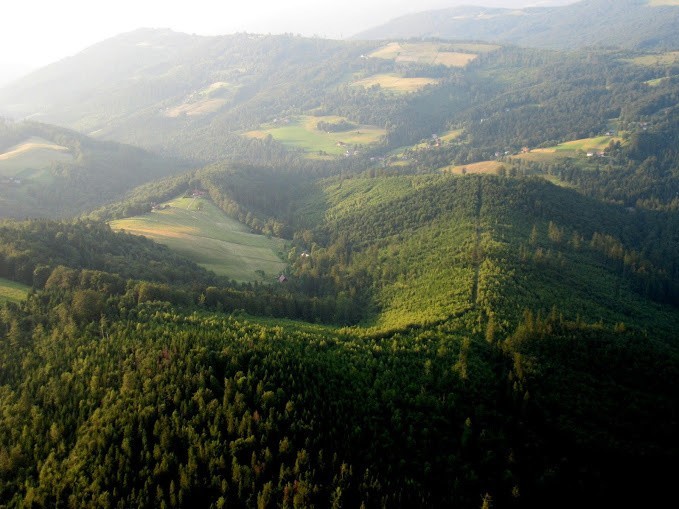 Beskid Śląski z lotu ptaka. Zobacz zdjęcia bielskiego...