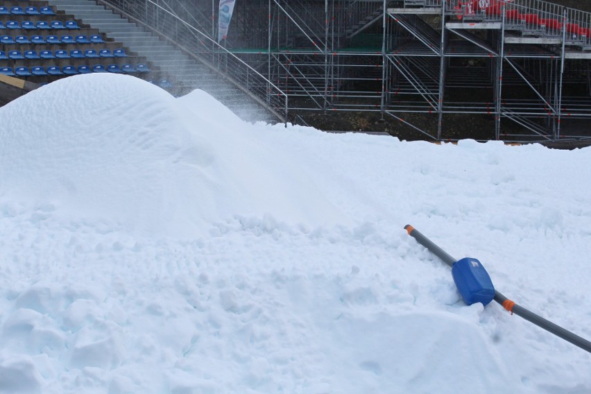 Puchar Świata w skokach Wisła 2019: Śnieg już na skoczni, ale temperatura jest dodatnia