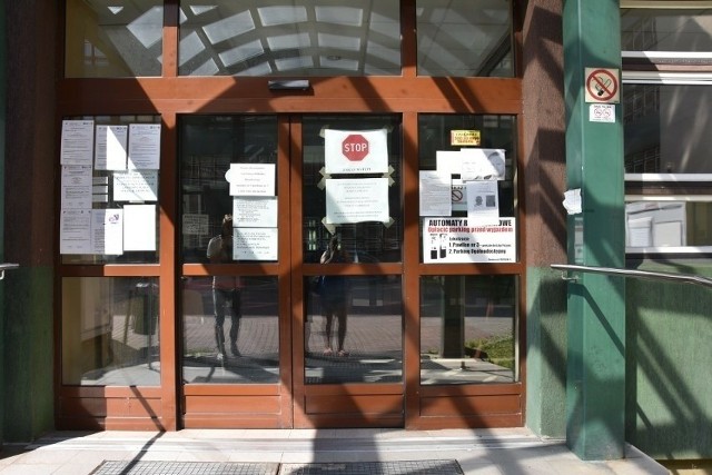 Od poniedziałku 11 grudnia, Wojewódzki Szpital Specjalistyczny nr 3 w Rybniku wstrzymał przyjęcia w trybie planowym pacjentów na oddział neurologiczny