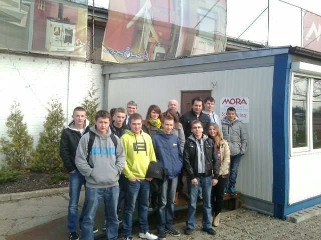 Uczniowie Zespołu Szkół Ogólnokształcących i Technicznych w Miastku odwiedzili poznańską firmę "Mora".