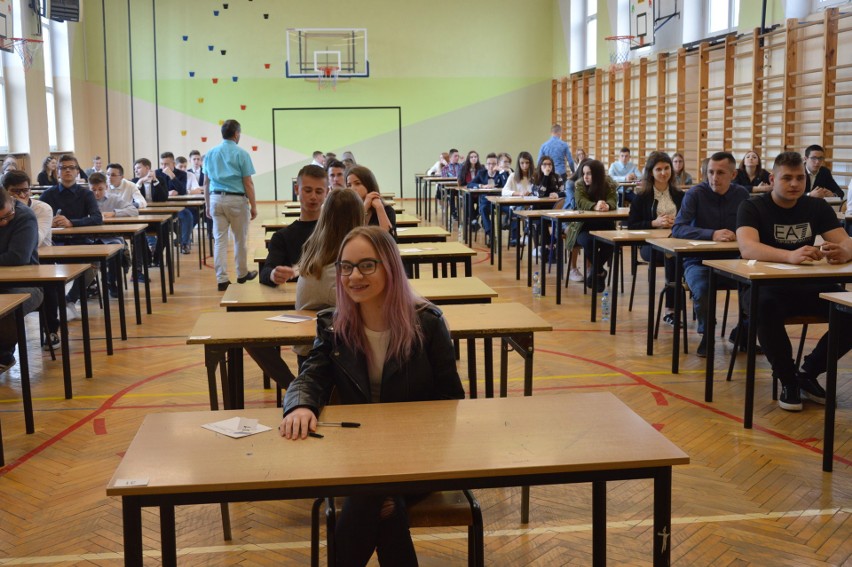 Egzamin gimnazjalny w Bytowie.
