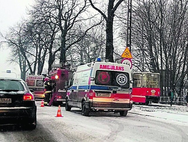 Trzy osoby zostały ranne podczas wczorajszego wypadku