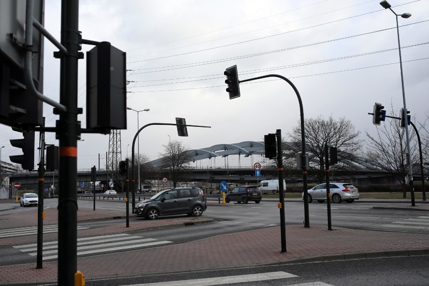 Kraków. Miasto zapowiada budowę brakującego wjazdu z ulicy Podgórskiej na most Kotlarski. Ale jeszcze trzeba poczekać na tę inwestycję