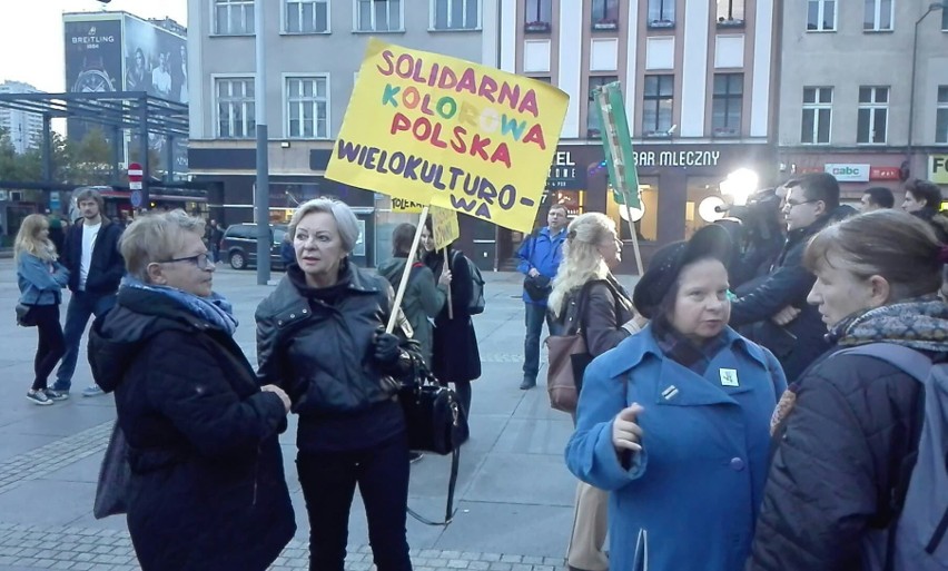 Policja poinformowała, że w Marszu dla Klimatu w Katowicach...