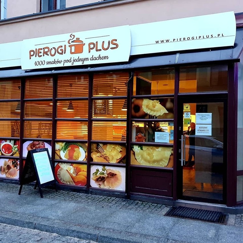 "Pierogi Plus" codziennie mają klientów.