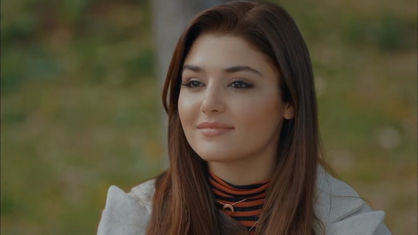 Hande Erçel w serialu "Czarna Perła"