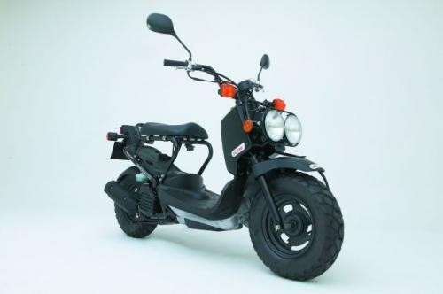 Fot. Honda: Rynkowa nowość - Honda Zoomer – to nowe...