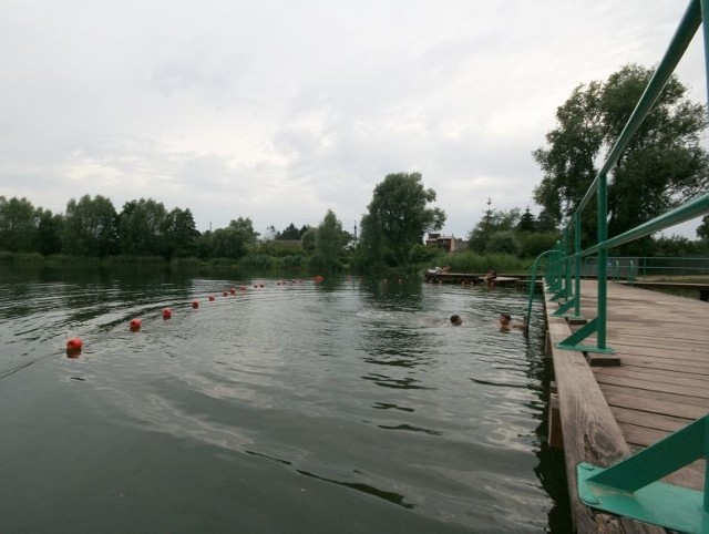 Sanepid systematycznie bada wodę w lubuskich jeziorach