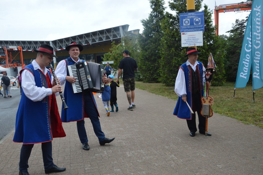 Dzień otwarty w gdyńskim Bałtyckim Terminalu Kontenerowym. Zwiedzanie podczas pikniku rodzinnego w Gdyni [ZDJĘCIA] 