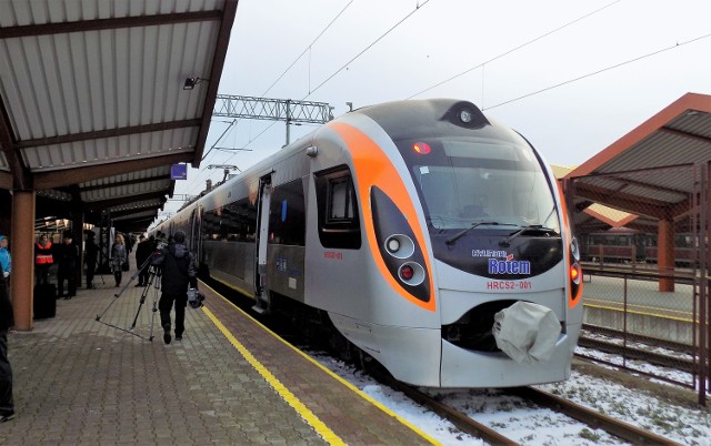 Od dzisiaj na trasie Przemyśl - Lwów - Kijów będzie kursował szybki pociąg. Ceny biletów są atrakcyjne.