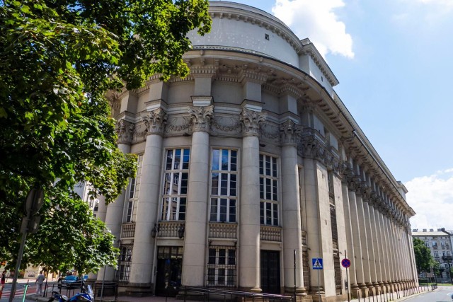 Deweloper zapewnia, że zamieniając gmach przy Wielopolu na hotel dostosuje się do uwag i sugestii wojewódzkiego konserwatora