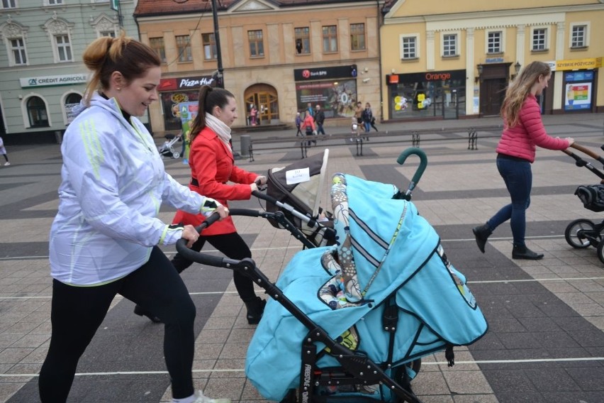 Bieg z wózkami na Rynku w Rybniku