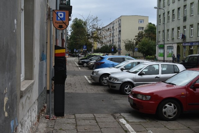 Od czwartku, 1 października, łódzka Strefa Płatnego Parkowania zostanie rozszerzona o kolejne ulice. GDZIE URUCHOMIONE ZOSTANĄ PARKOMATY?