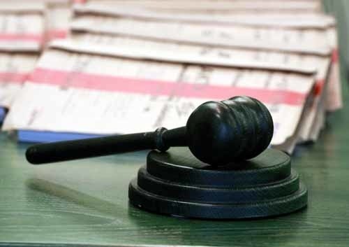 Pracownicy ZNTK walczą o zaległe premie. A na wynajem hali są chętni.