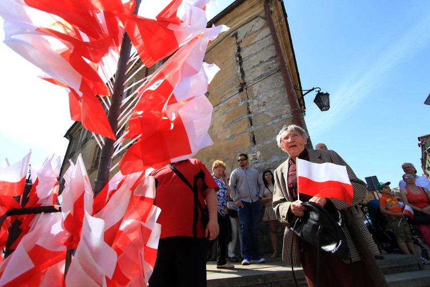 3 Maja w Lublinie. Tak świętowaliśmy. Polonezem, meldunkiem wojsk i pokazem sprzętu (ZDJĘCIA, WIDEO)