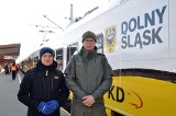 Specjalne pociągi z Dolnego Śląska i Pomorza przewożą uchodźców z Przemyśla w głąb Polski [ZDJĘCIA]