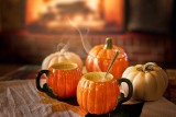 Pumpkin spice latte, fenomen najpopularniejszej jesiennej kawy. Czym jest i jak zrobić ją w domu? 