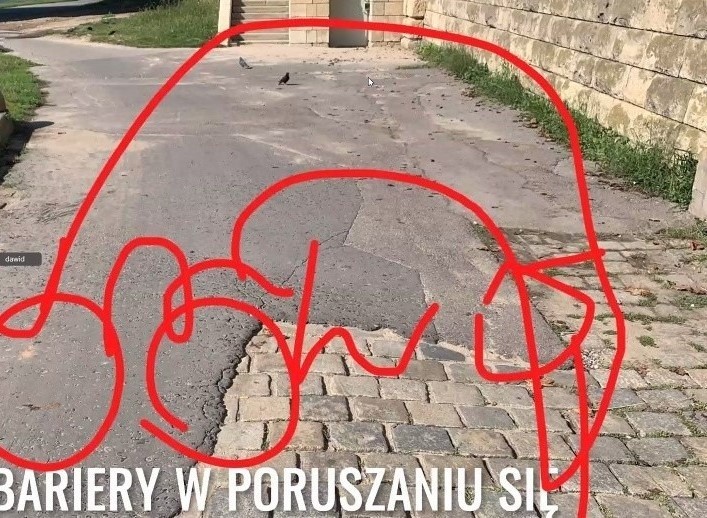 Kraków. Bazgroły na prezentacji. Ktoś zakłócił konsultacje w sprawie bulwarów wiślanych [ZDJĘCIA]