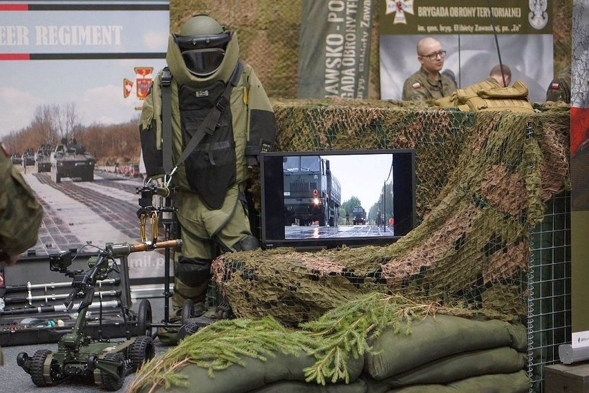 Podczas Wojskowych Targów Służby i Pracy (17-18 marca 2023)...