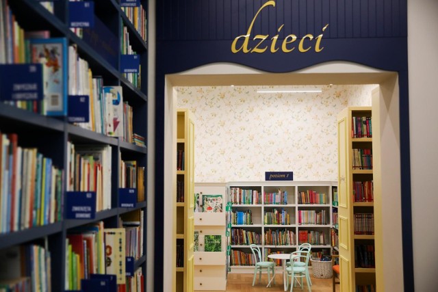 Biblioteka Krak&oacute;w zaprasza dzieci i młodzież na spotkania z ulubionymi autorami w ramach cyklu &bdquo;Czytanie &ndash; odkrywanie&quot;.