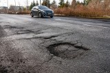 Pięć milionów złotych na remonty dróg gminnych i powiatowych w regionie słupskim. Ważne inwestycje dostaną rządowe wsparcie 